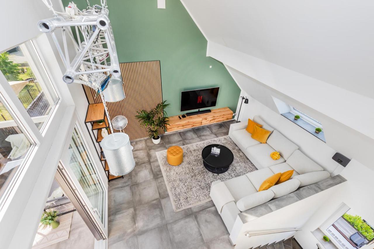 Svyvo Siegburg - Cozy Serviced Apartments Near Cologne & Bonn Bagian luar foto